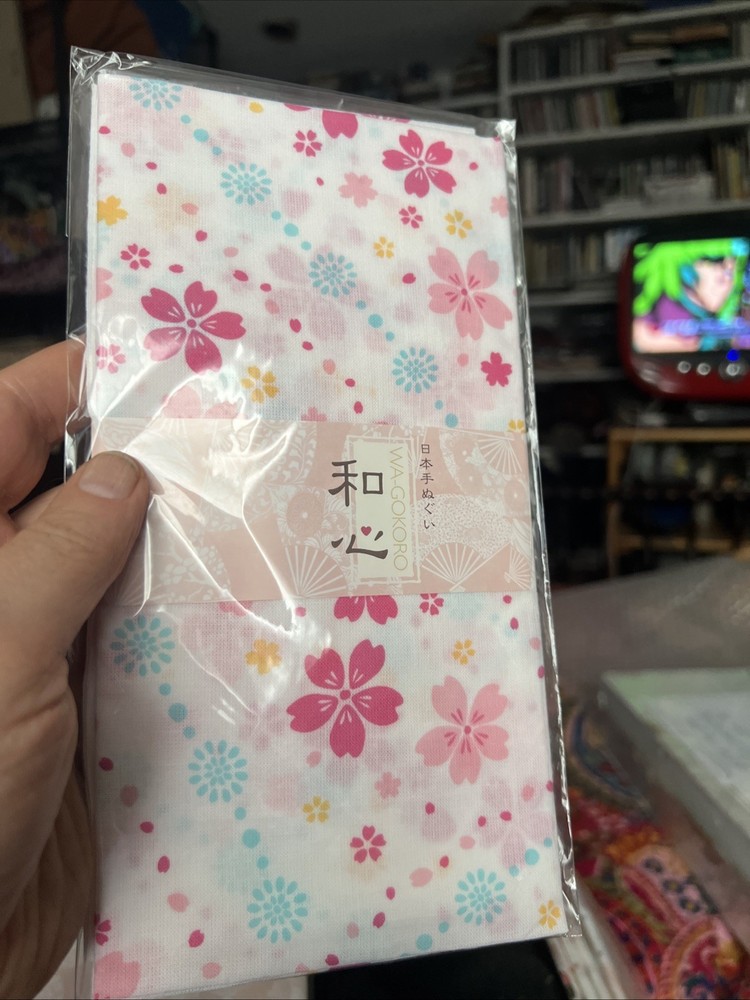 traditional Japanese Tenugui (hand towel) - Flower Motifs
