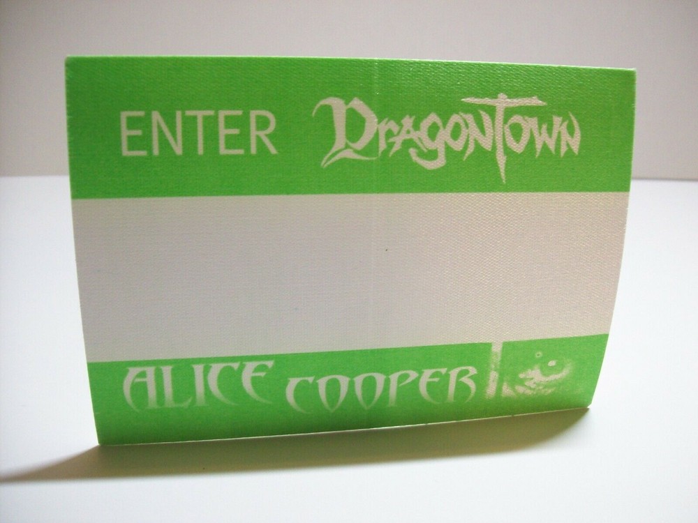 Alice Cooper Backstage Pass Enter Dragontown Tour Hard Rock Music Gift Green