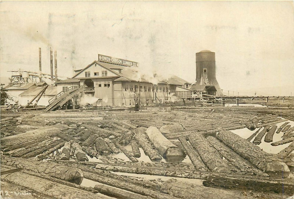 1938 Medford Oregon Owen Lumber Sawmill occupation RPPC Postcard 26-2487