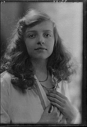 Burden Florence Portrait Photograph 1912-1914 Young Woman Studio Portrait