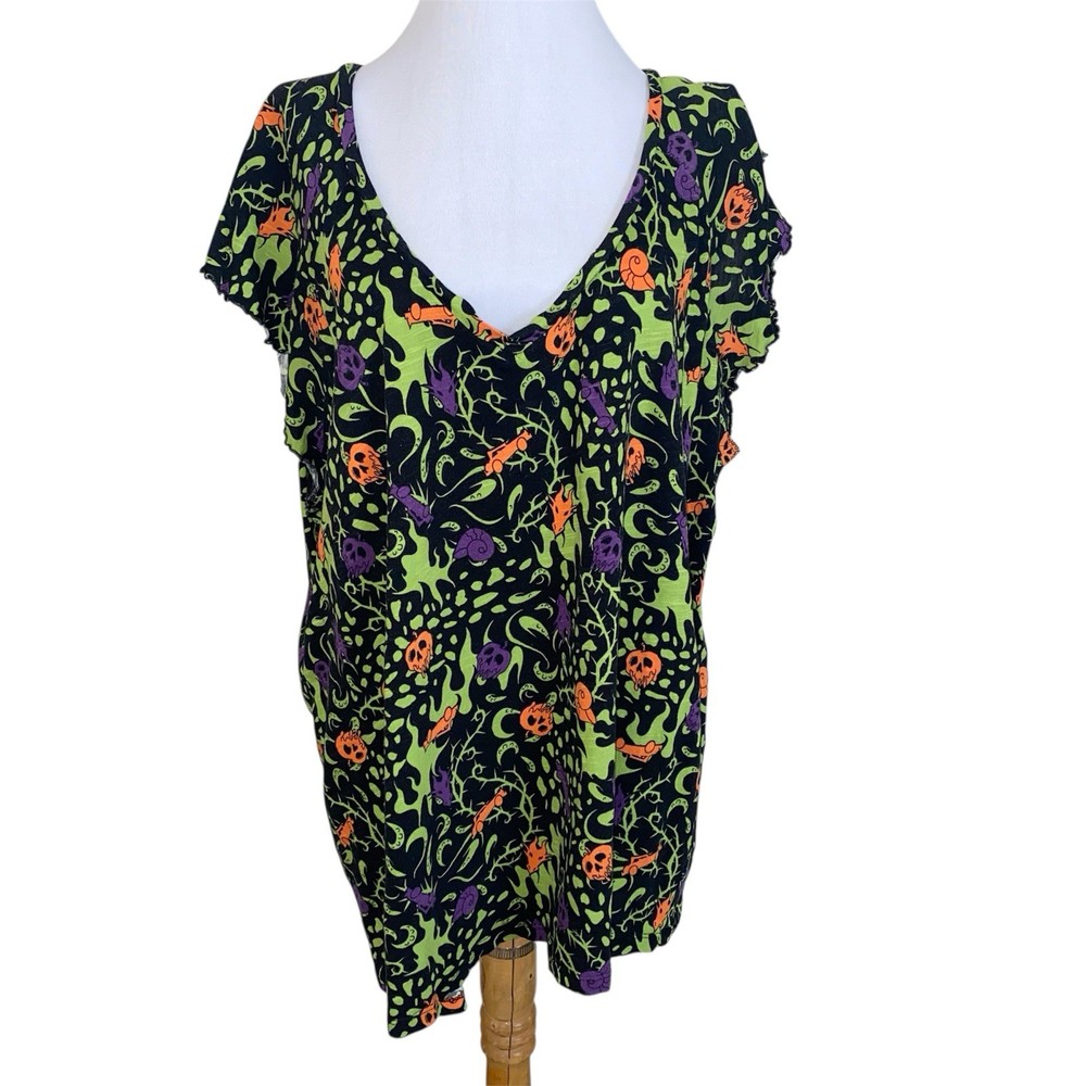 Torrid Disney Villains Black V-Neck Flutter Cap Sleeve Tee 3X