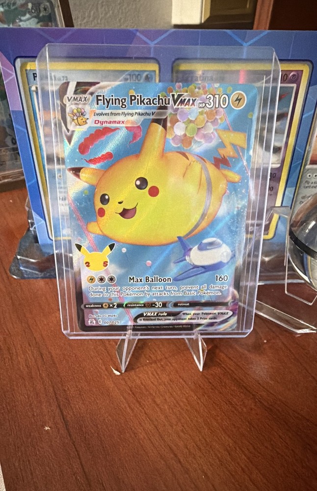 Flying Pikachu VMAX 007/025 Celebrations Holo