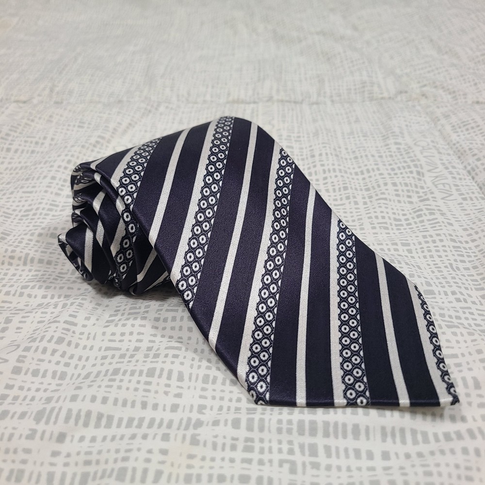 Battaglia Dolcepunta  100% Silk Tie Hand Made In Italy Striped Black Gray