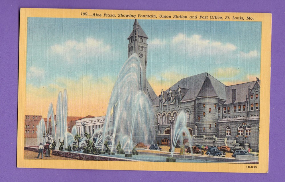 Missouri - St. Louis, Aloe Plaza, Showing Fountain, Union Station Postcard  2373