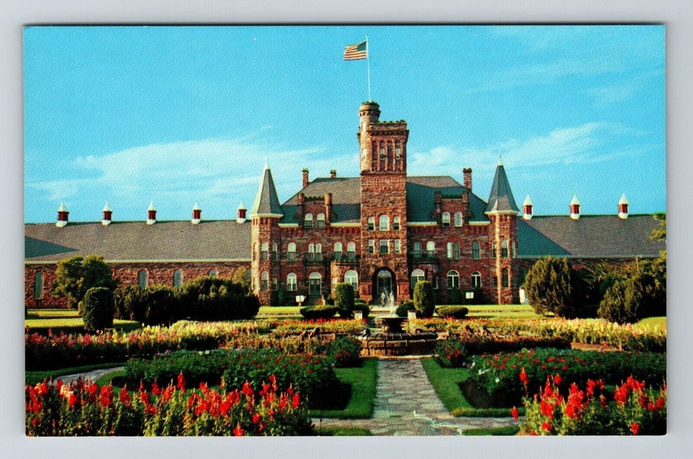 Marquette MI-Michigan State House Correction Brand Prison Vintage Postcard