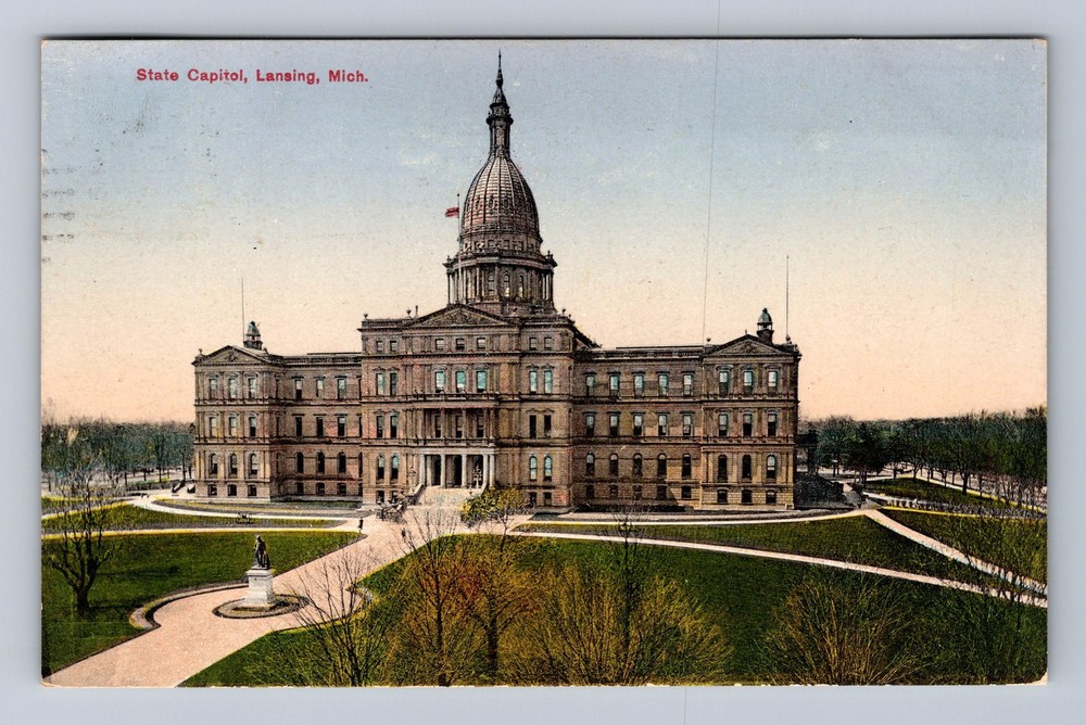 Lansing MI- Michigan State Capitol Vintage Postcard