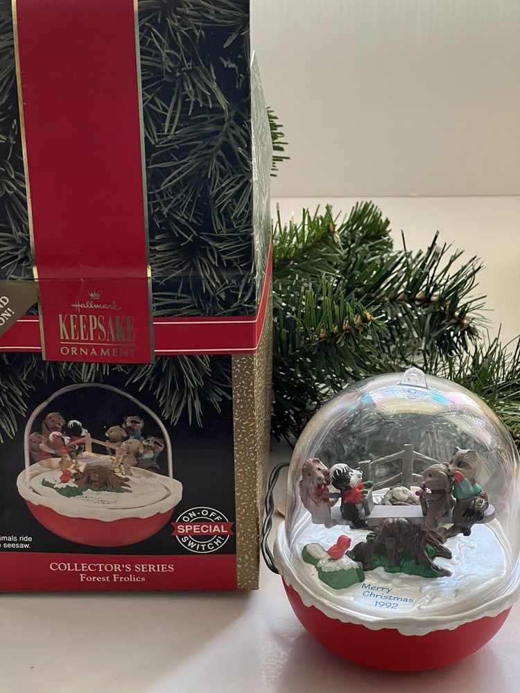Hallmark Ornament FOREST FROLICS-#4 Series 1992 Light & Motion Works-See Video