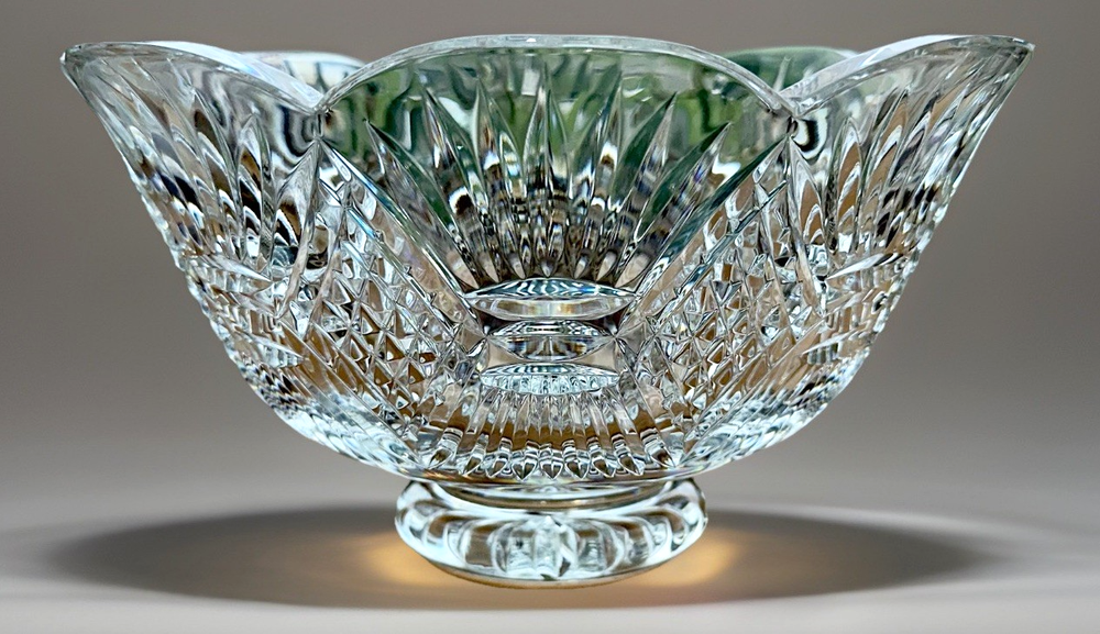 Waterford Crystal Aran Isles 10-Inch Center Bowl from Romance of Ireland Collection IOB