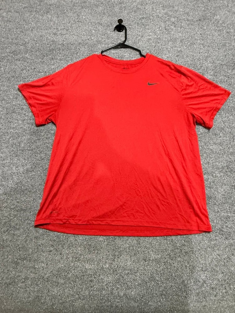 Nike Dri-FIT Mens Red T-Shirt Size XXL The Nike Tee Short Sleeve Athletic