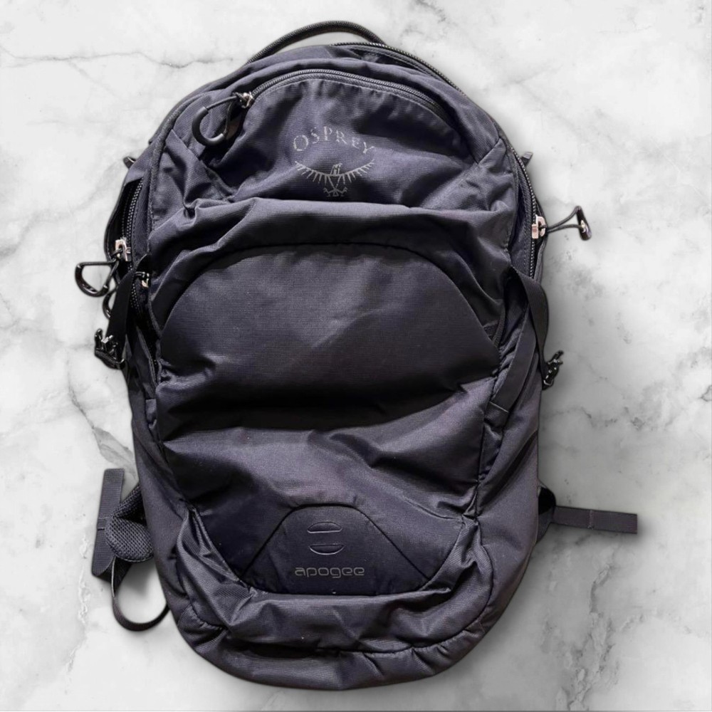 Osprey Apogee 28L Backpack Black with Mesh Panel and Zip Pocket Pre-Owned