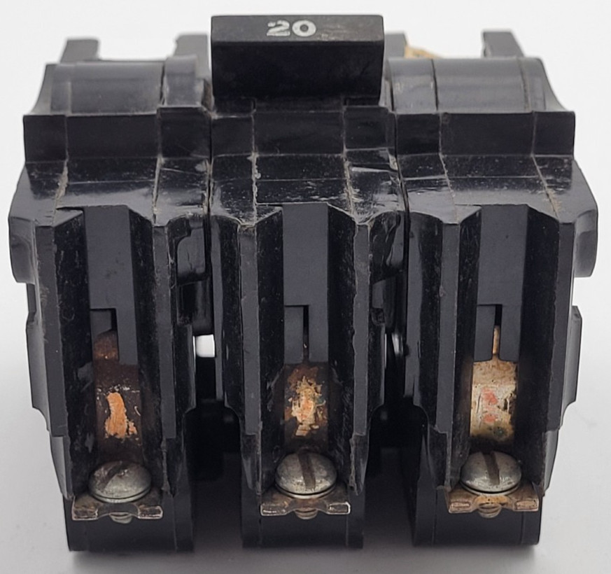 FPE NB320 20 A 3-Pole Bolt-On 240 V Federal Pacific Circuit Breaker Type NB USED