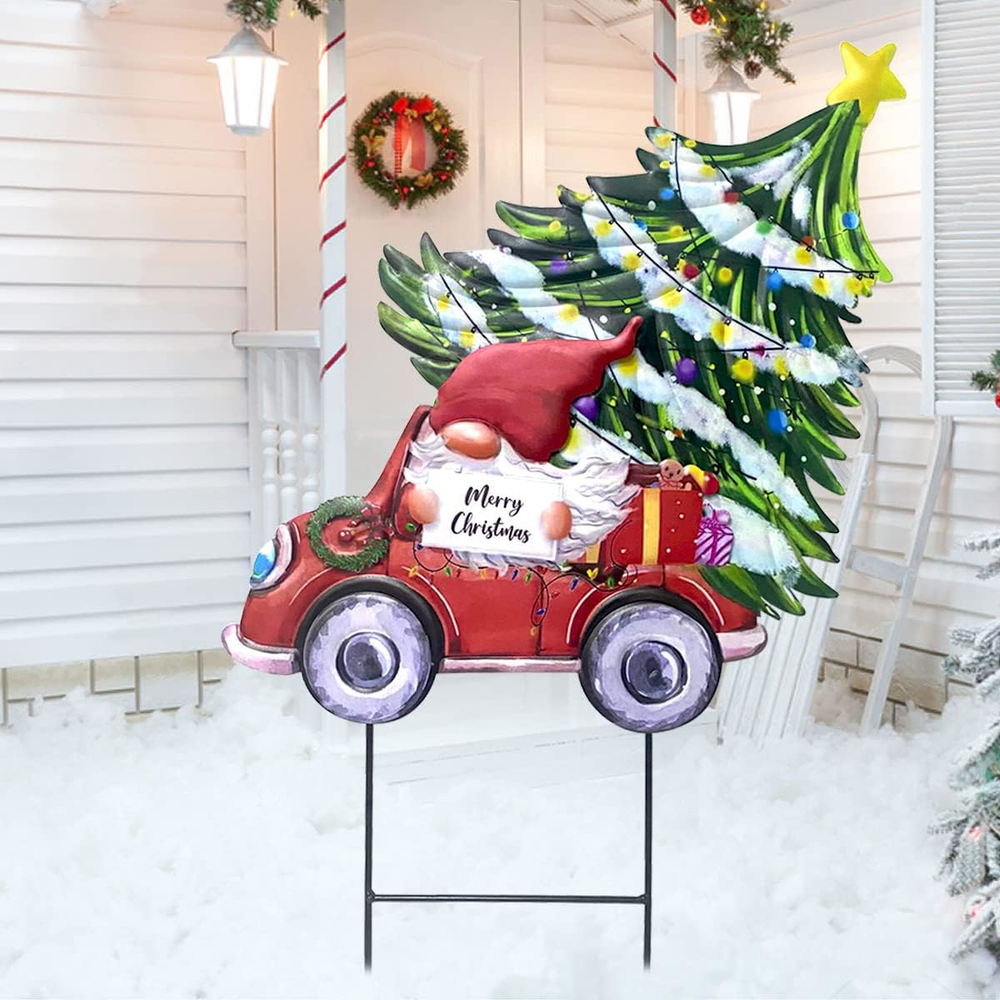 Рождественские украшения двор ставки знак, металлический гном и красный грузовик с Рождеством