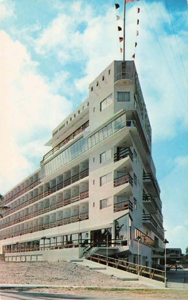 Yankee Clipper Hotel - Fort Lauderdale Florida FL - Postcard