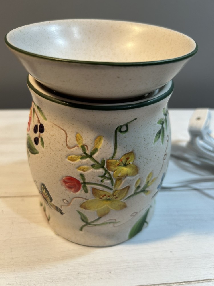 Yankee Electric Ceramic Wax Tart Warmer with Butterflies Design New
