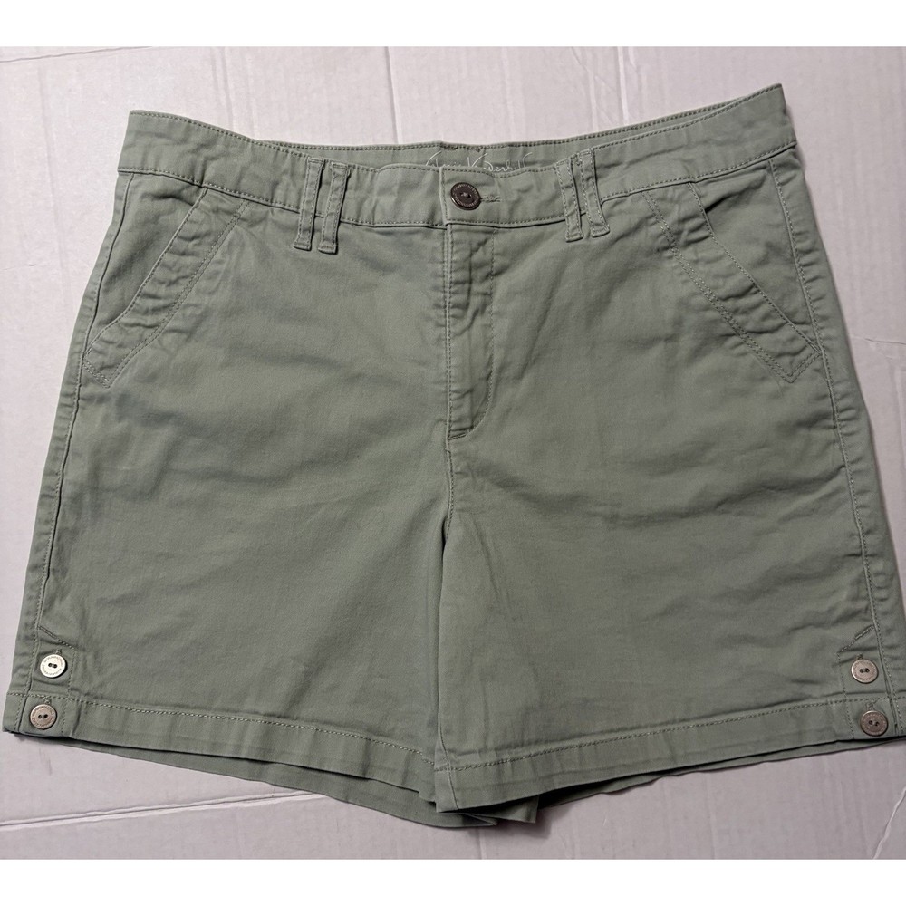 Gloria Vanderbilt Women's Size 12 Sage Green Chino Shorts Mid Rise Cotton Casual