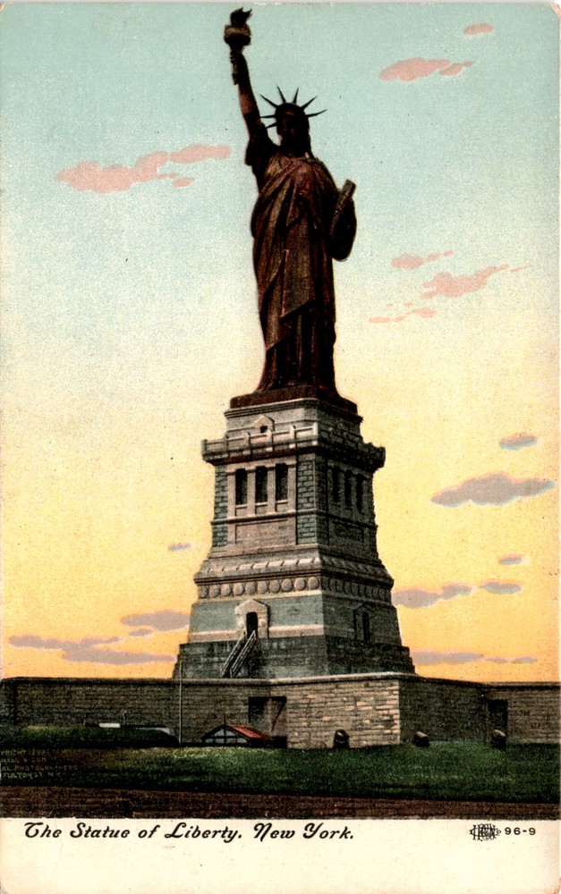 Vintage HALL SON Statue of Liberty Postcard by AL Photographers FULTONSY NY