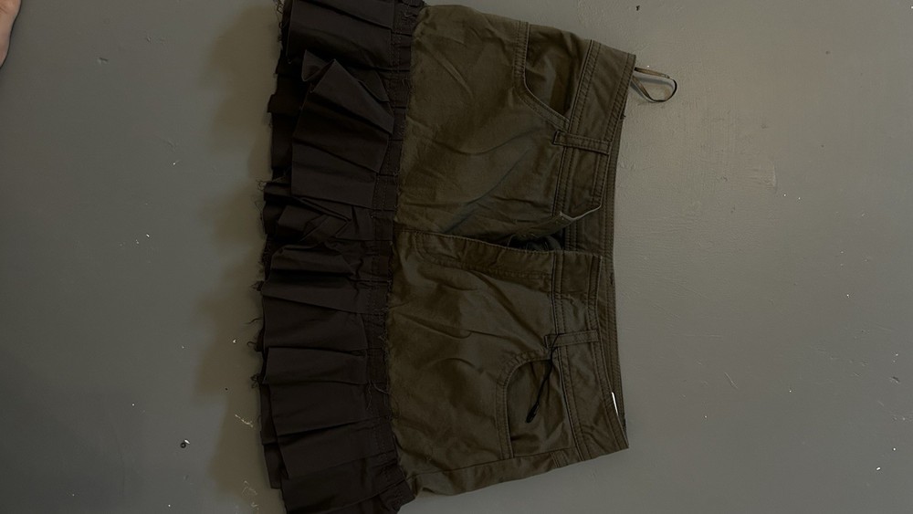 ZARA Women’s Green/Gray Pleated Mini Skirt Size S Zip Closure Polyester Twill