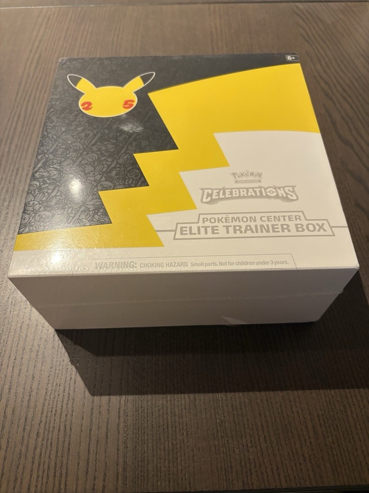 Celebrations Pokemon Center Elite Trainer Box Etb 25Th Anniversary Small Tear