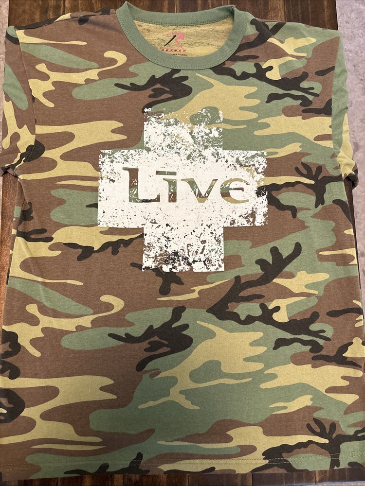 “LIVE” Band Concert Graphic Tshirt,Camo,Mens Size Large,EUC.
