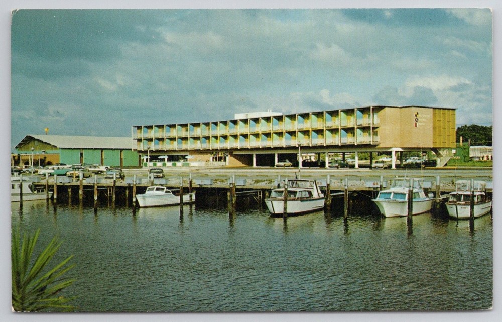 Lafayette Motor Hotel Norfolk VA Postcard Granby St Bridge Marina Boats Chrome