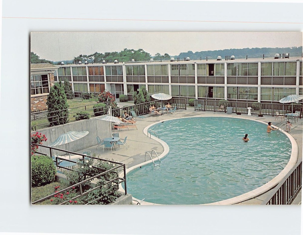 Postcard Susse Chalet Inn Seekonk Massachusetts USA