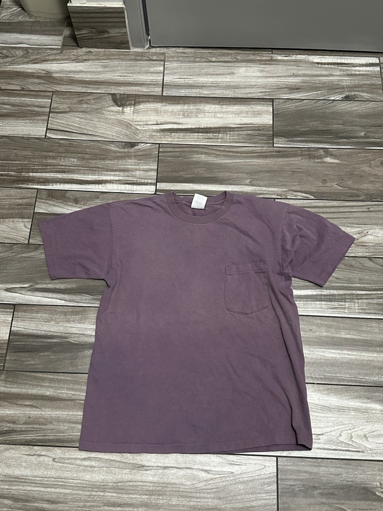 Vintage GAP Blank Pocket T Shirt Sz SM Faded PurpleSingle Stitch Made In USA 90svery tiny dot on back of t shirt