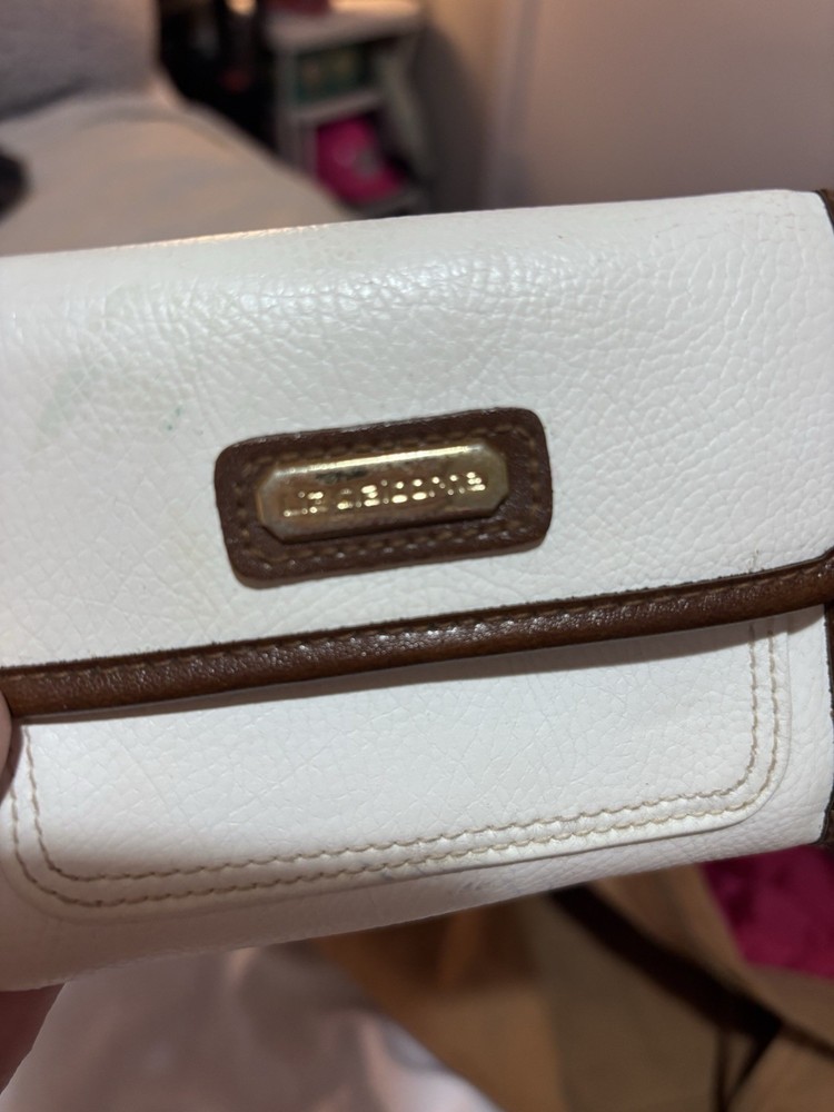 Liz Claiborne Small Wallet