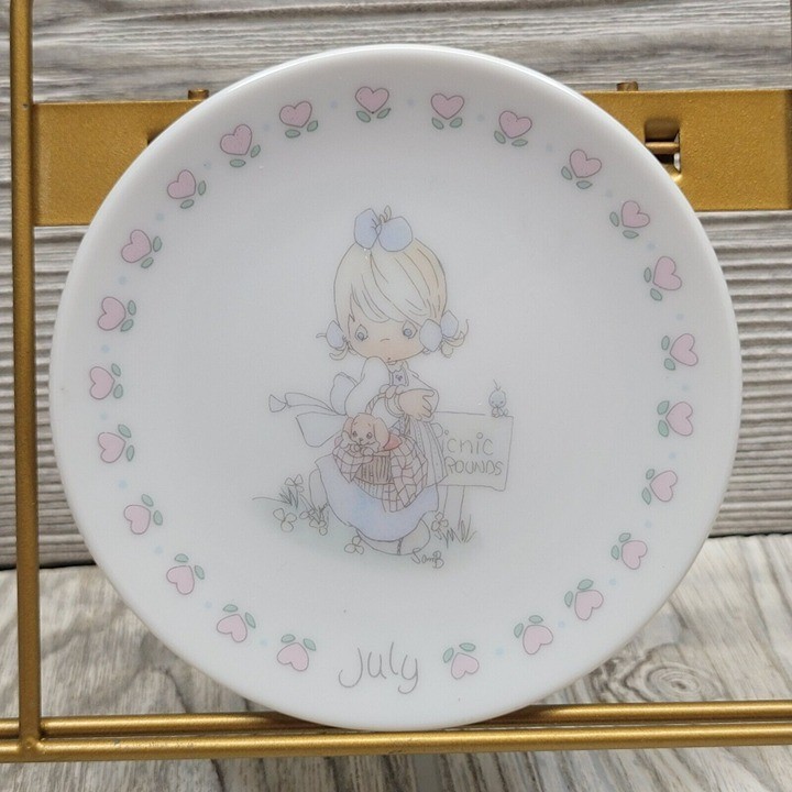 Precious Moments Mini Round Porcelain Plate Birth Month July Birthday Girl Puppy