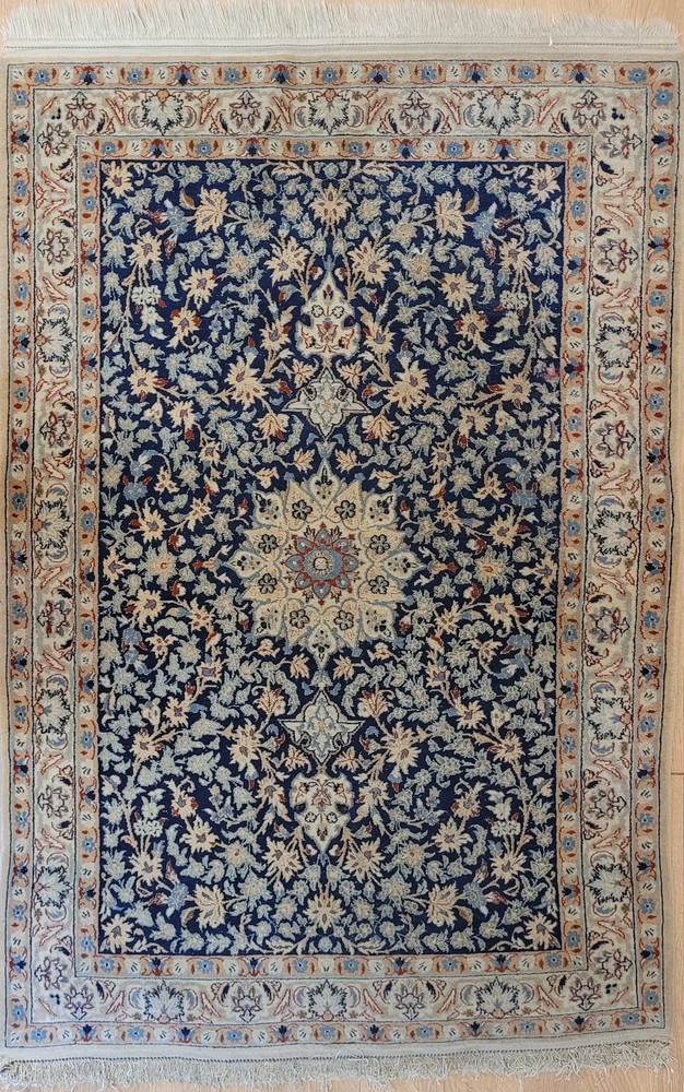 Nain Rug Fine Cork Wool Floral Medallion Design
