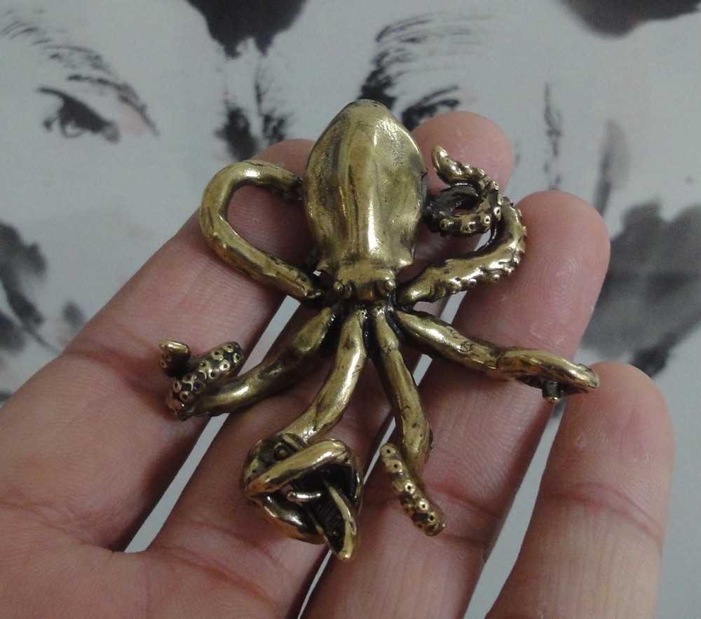 Vintage Style Solid Brass Octopus Figurine Statue for Home Decor