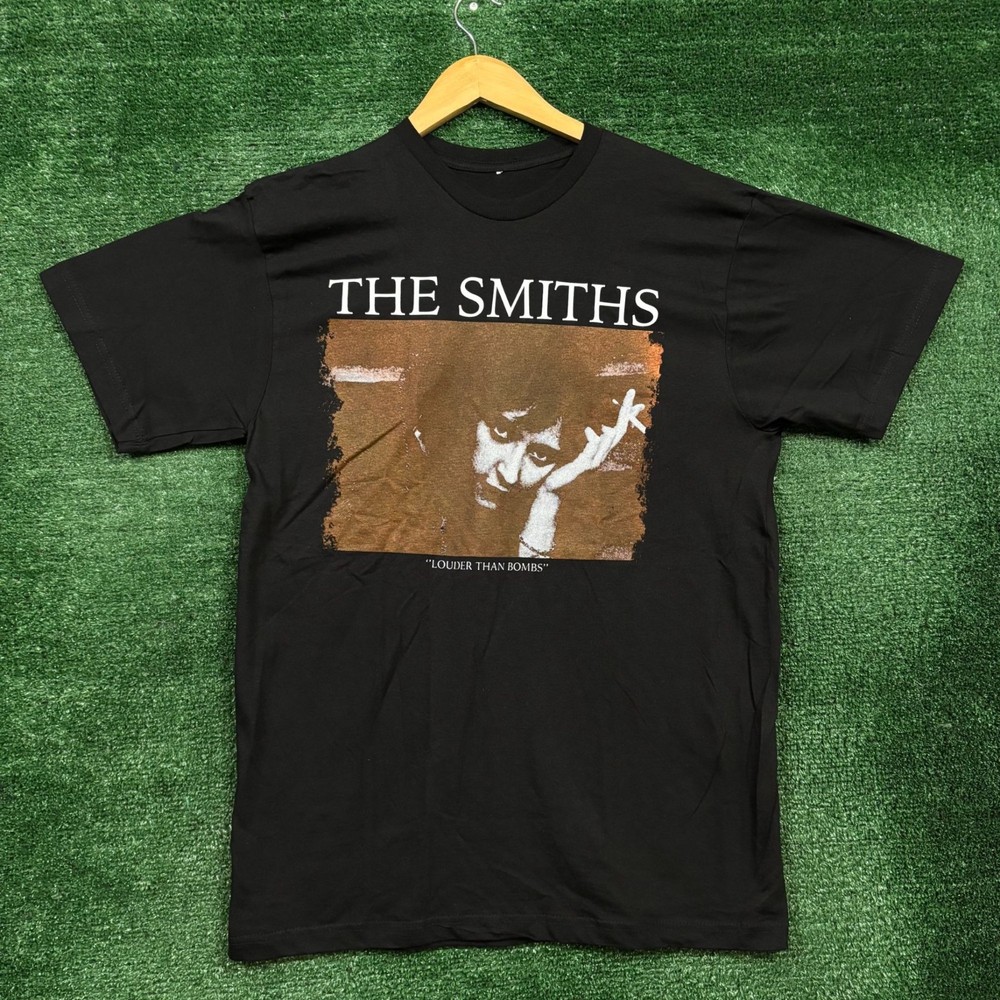 The Smiths “Louder Than Bombs” T-Shirt Size Large
