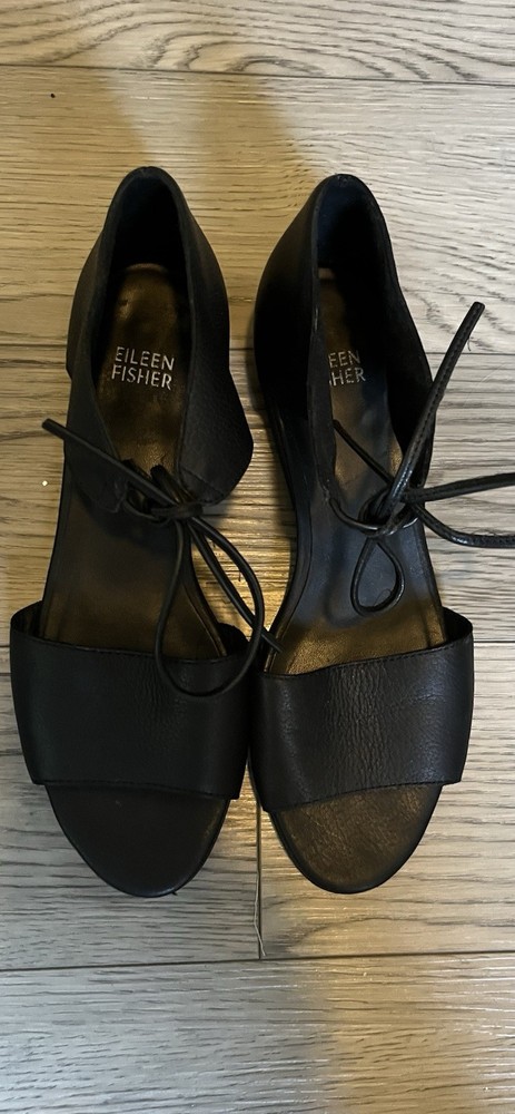 Eileen Fisher Black Leather Sandals Size 7.5