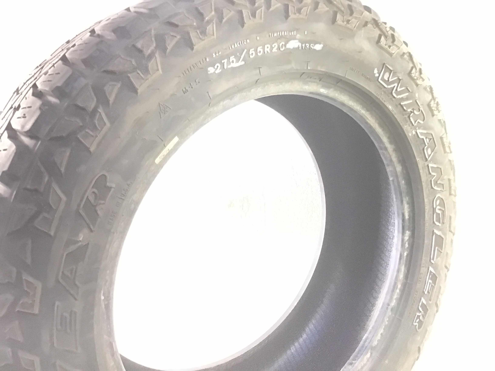 P275/55R20 Goodyear Wrangler UltraTerrain AT 113 S Used 10/32nds