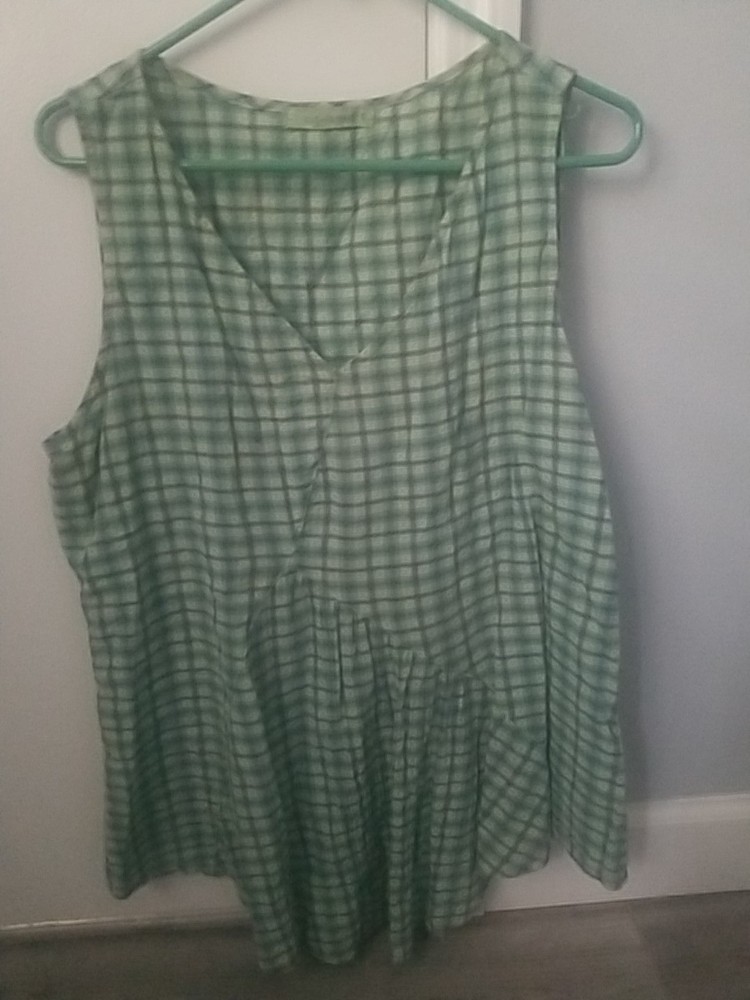 Cut Loose Top Sleeveless  Cotton Blend Green Checks Boho  Size M