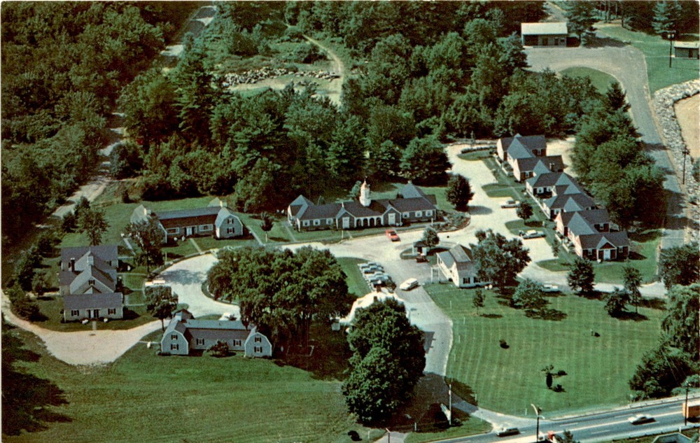 LIBERTY CAP MOTEL, Sturbridge, Mass, Old Sturbridge Village, New Postcard