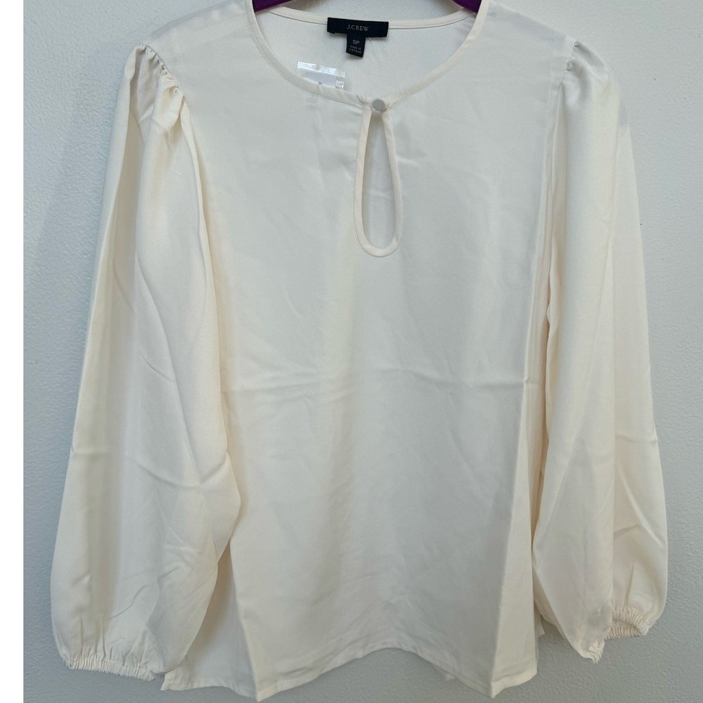 J. Crew Puff Sleeve Keyhole Neck Crepe Blouse Top Cream Off White XS Petite NWT