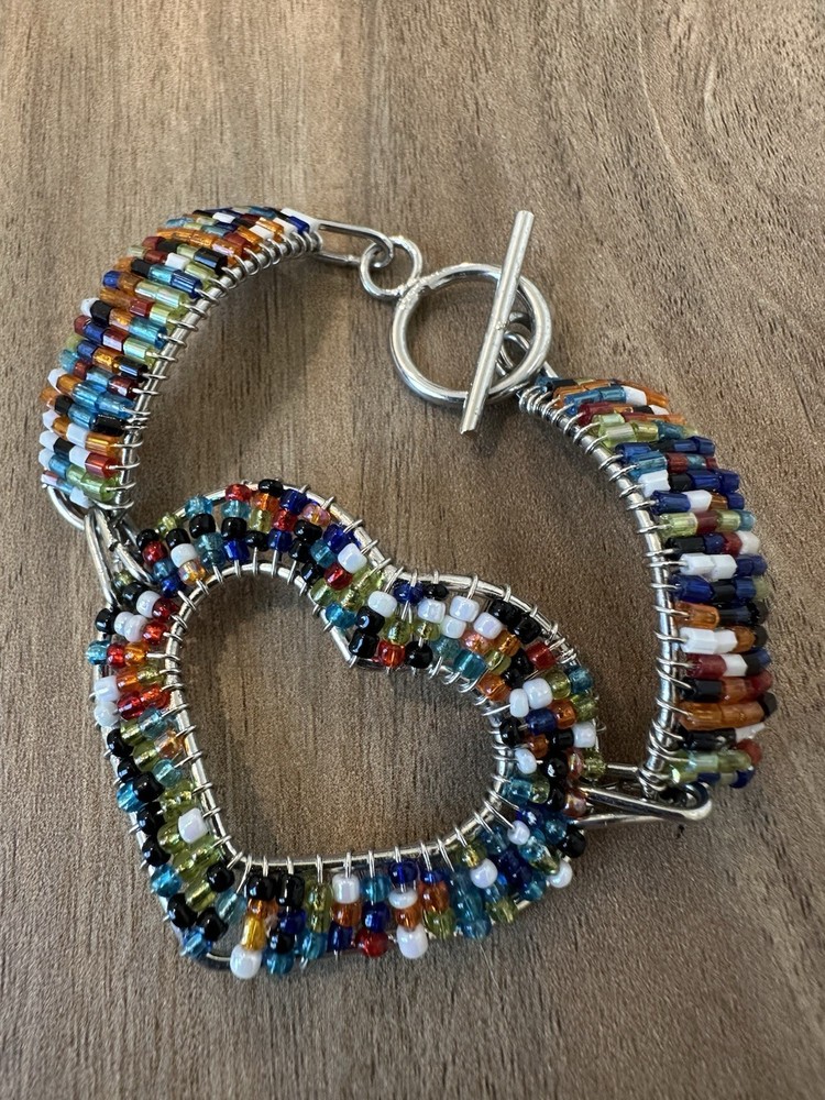 Multicolor Silver Tone Heart Bracelet With Toggle Clasp
