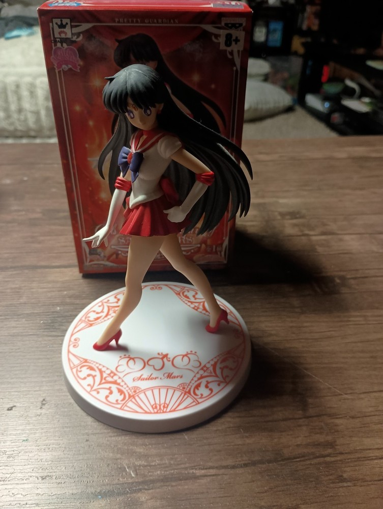 Banpresto Pretty Guardian Sailor Moon Girls Memories Figure – Sailor Mars
