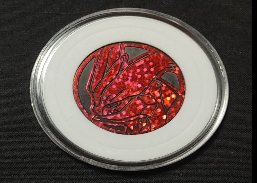 2012 Pokemon TCG Promo Kyurem Red Speckle Holo Coin English Encased