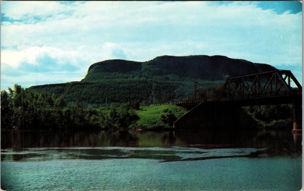 Port Arthur-Ontario, Mount Mckay at Lakehead, Vintage Postcard