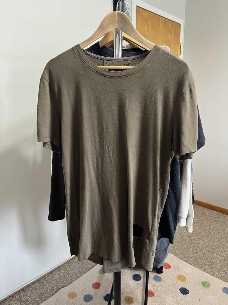 Helmut Lang Men's Short Sleeve T-Shirt Large Olive Green Wraparound Logo