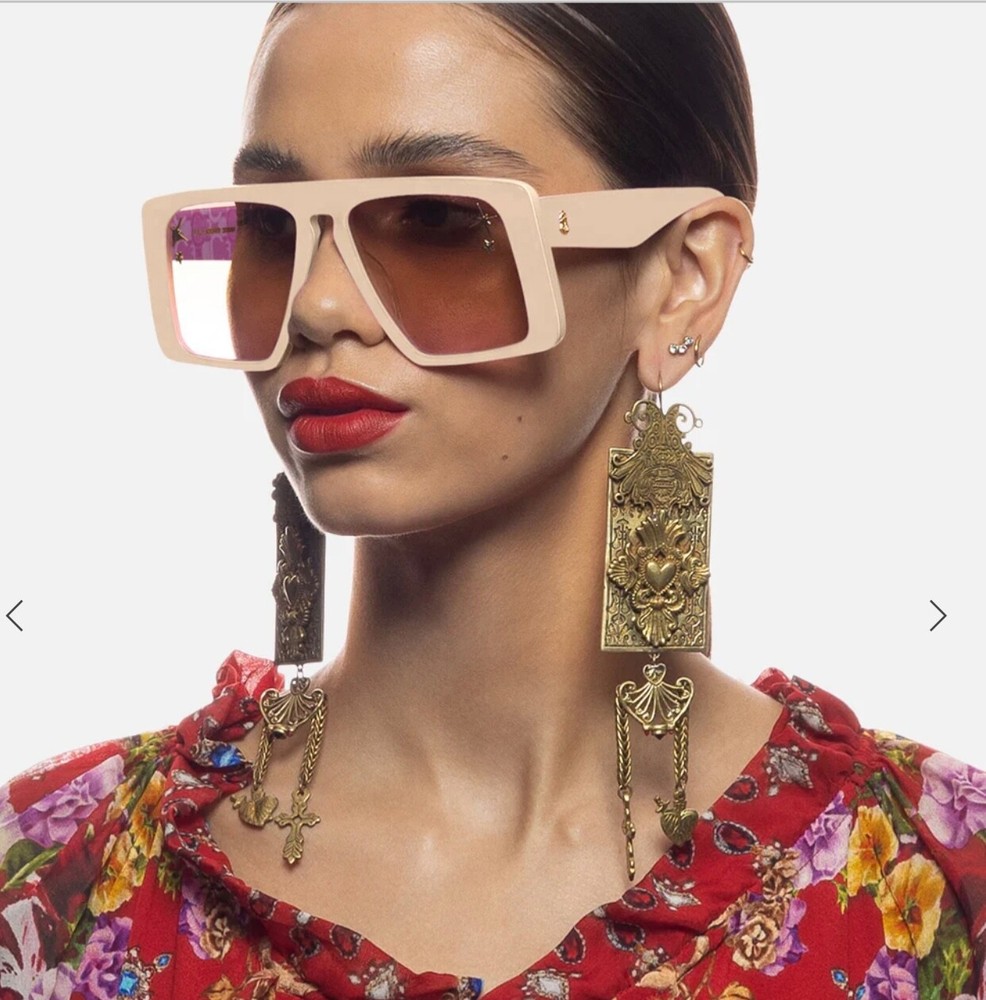 Camilla Fully Booked Sunglasses Ballet Pink Aviator Monogram Oversized BNWT NEW