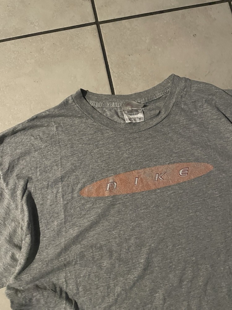 Vintage 90s Nike Center Spellout T-Shirt Size XL Gray Short Sleeve Athletics
