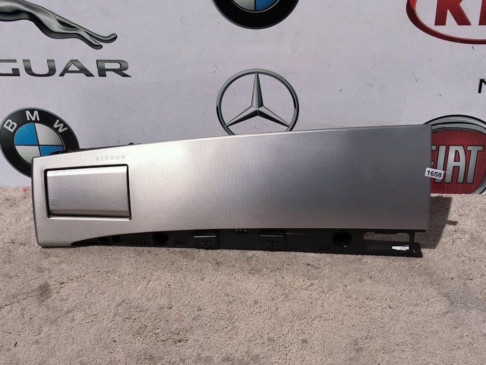 JAGUAR XF S 3.0 D AUTO RHD 2013 LEFT DASHBOARD AIR VENT & TRIM EX23-014A22-BA