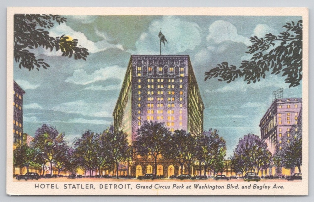 Hotel Statler Detroit Postcard Grand Circus Park Evening View Vintage Linen