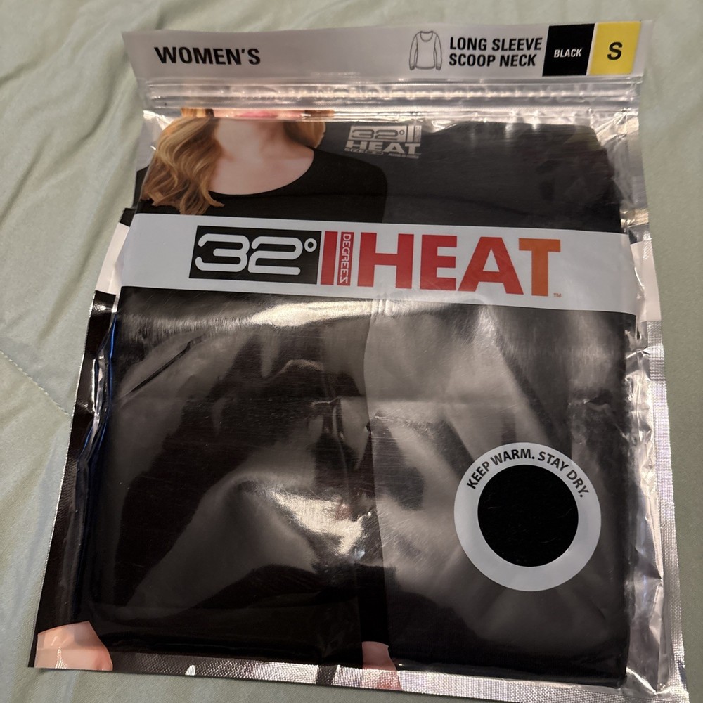 32 Degrees Heat Base Layer Thermal  Scoop Neck Women's Long Sleeve T-Shirt NWT