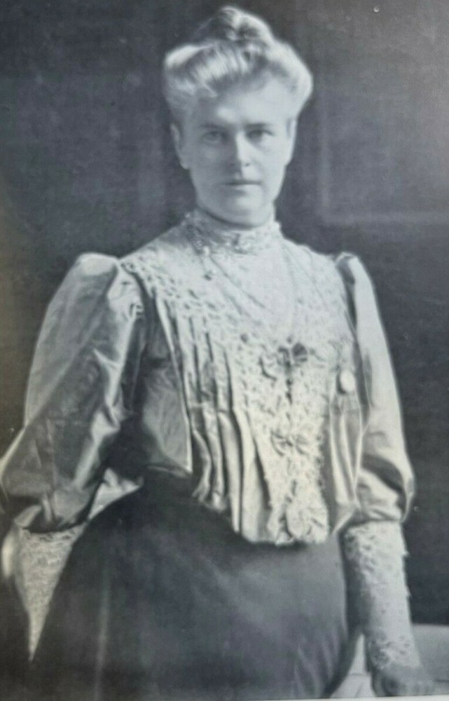1907 Vintage Magazine Illustration Mrs. James Bryce