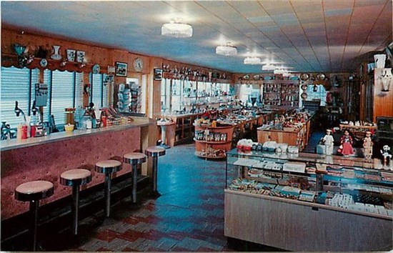 PA, Swiftwater, Pennsylvania, Pocono Pottery Shop, Planned Color No. 23988-B