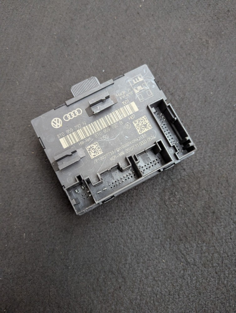 AUDI A5 8T DOOR CONTROL MODULE FRONT LEFT PASSENGER SIDE 8T0959792N 2011
