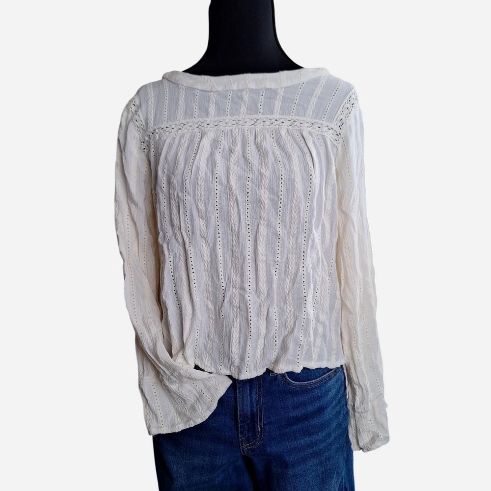 Unbranded Women's Cream and White Blouse